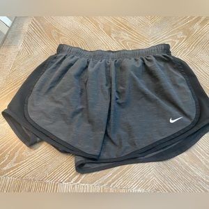 Nike Women’s shorts. Size Xl
